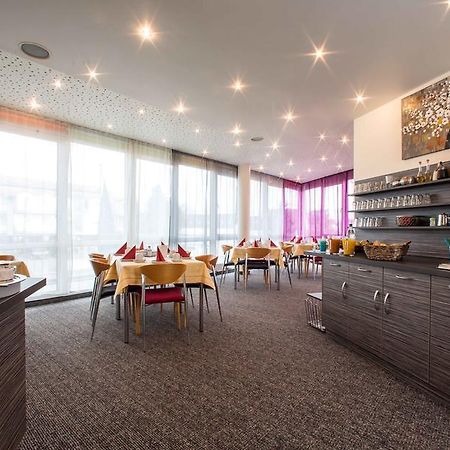 Hotel An Der Waldstrasse Groß-Zimmern Eksteriør bilde