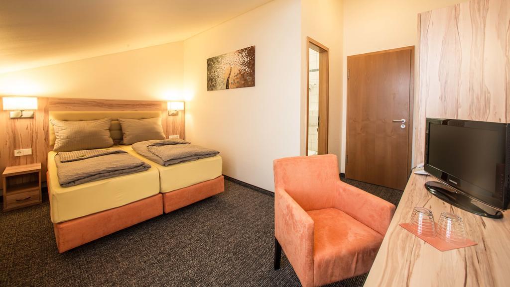 Hotel An Der Waldstrasse Groß-Zimmern Rom bilde